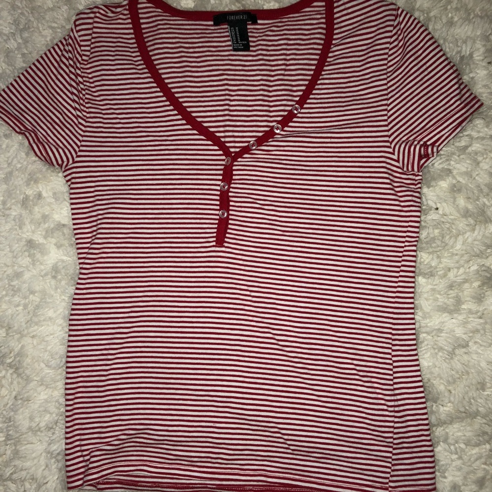 Forever 21 T-shirt